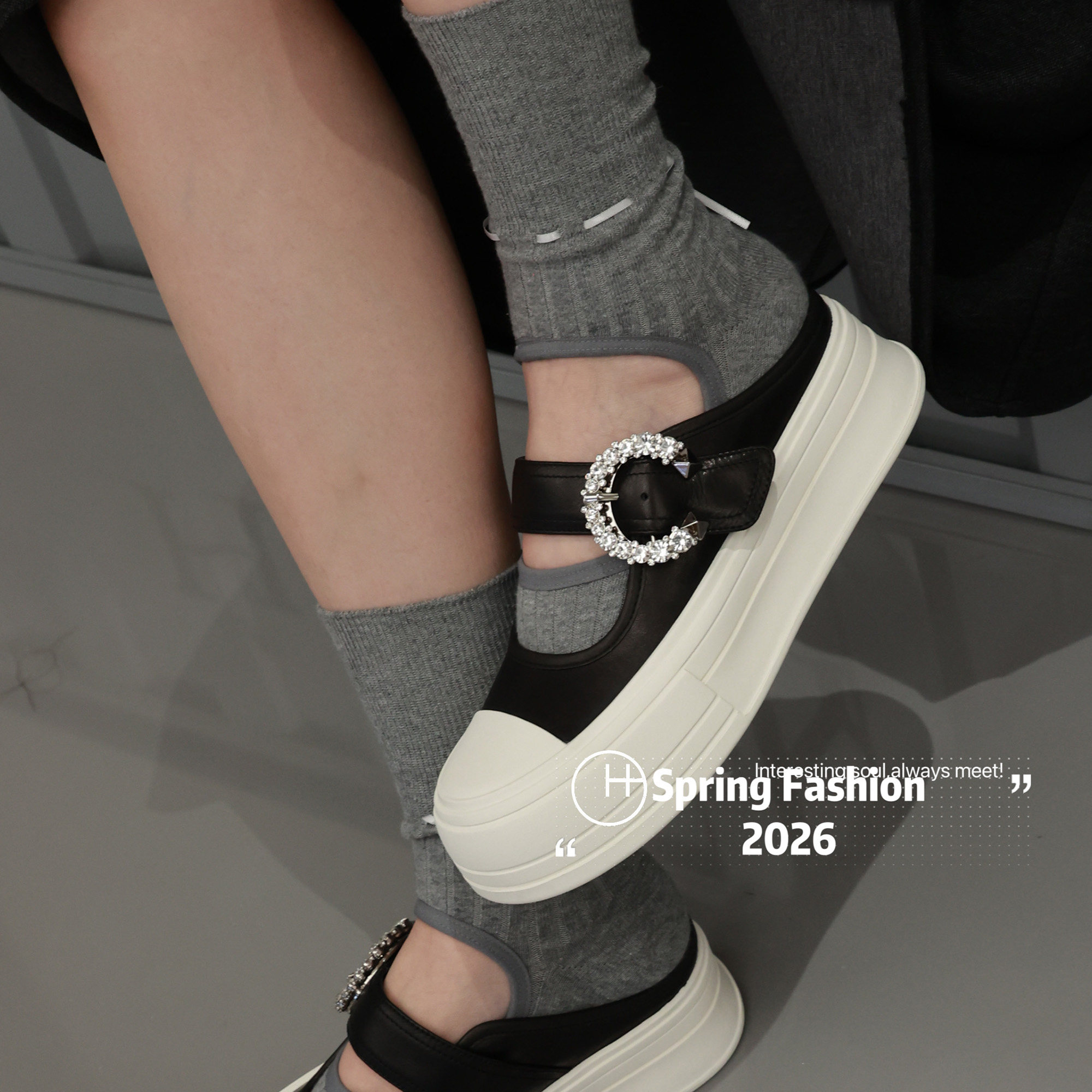 欧洲站女鞋2026春法式通勤风圆头单鞋女平底百搭气质舒适半拖鞋女