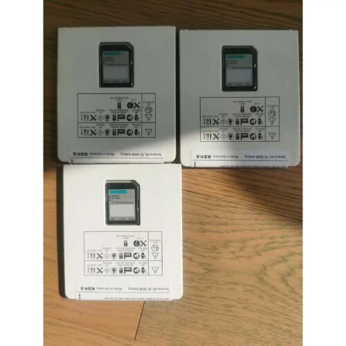 议价6AV2 181-8XP00-0AX0，触控屏幕2GB内