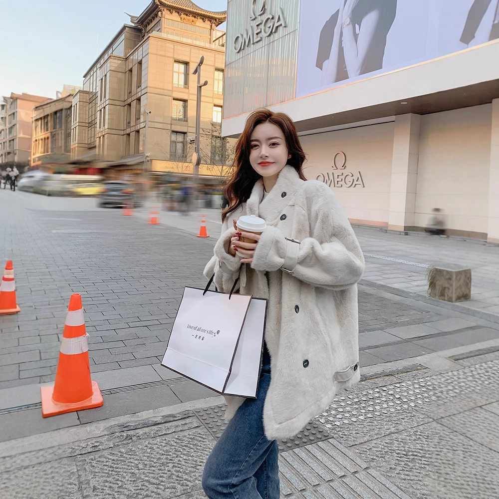 今年流行特惠水貂绒外套女羊羔毛复合皮毛一体秋冬新款欧貂绒仿皮