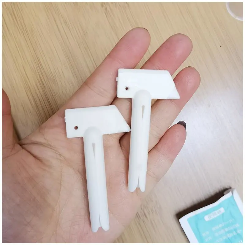 魔性卷片挤小样神器片状小样挤压器刮袋装护肤品分装工具分装神器