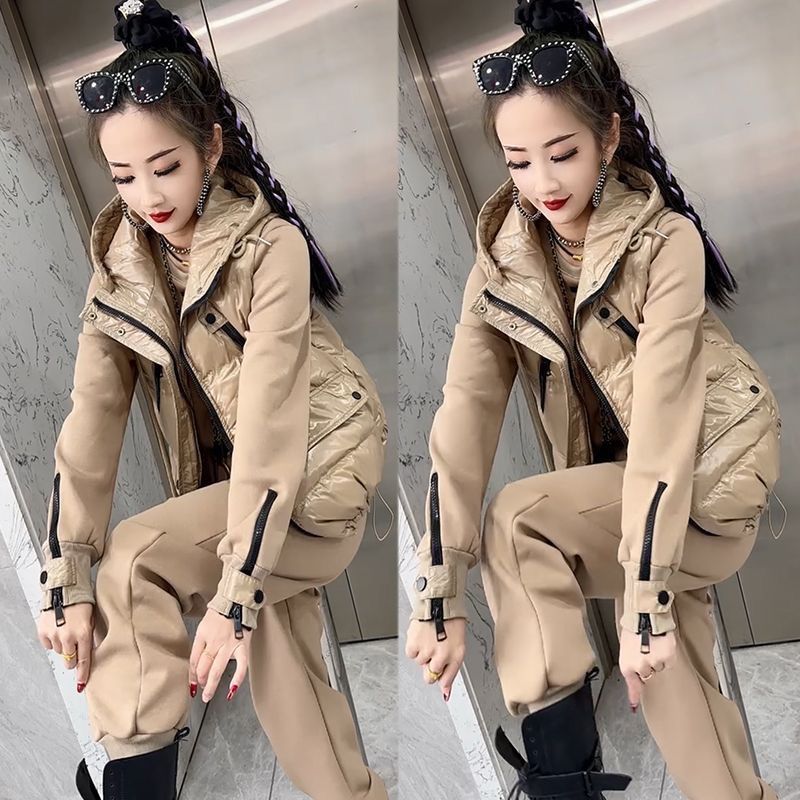 秋冬时尚马甲套装女拉链连帽棉服上衣圆领卫衣高腰束脚卫裤三件套
