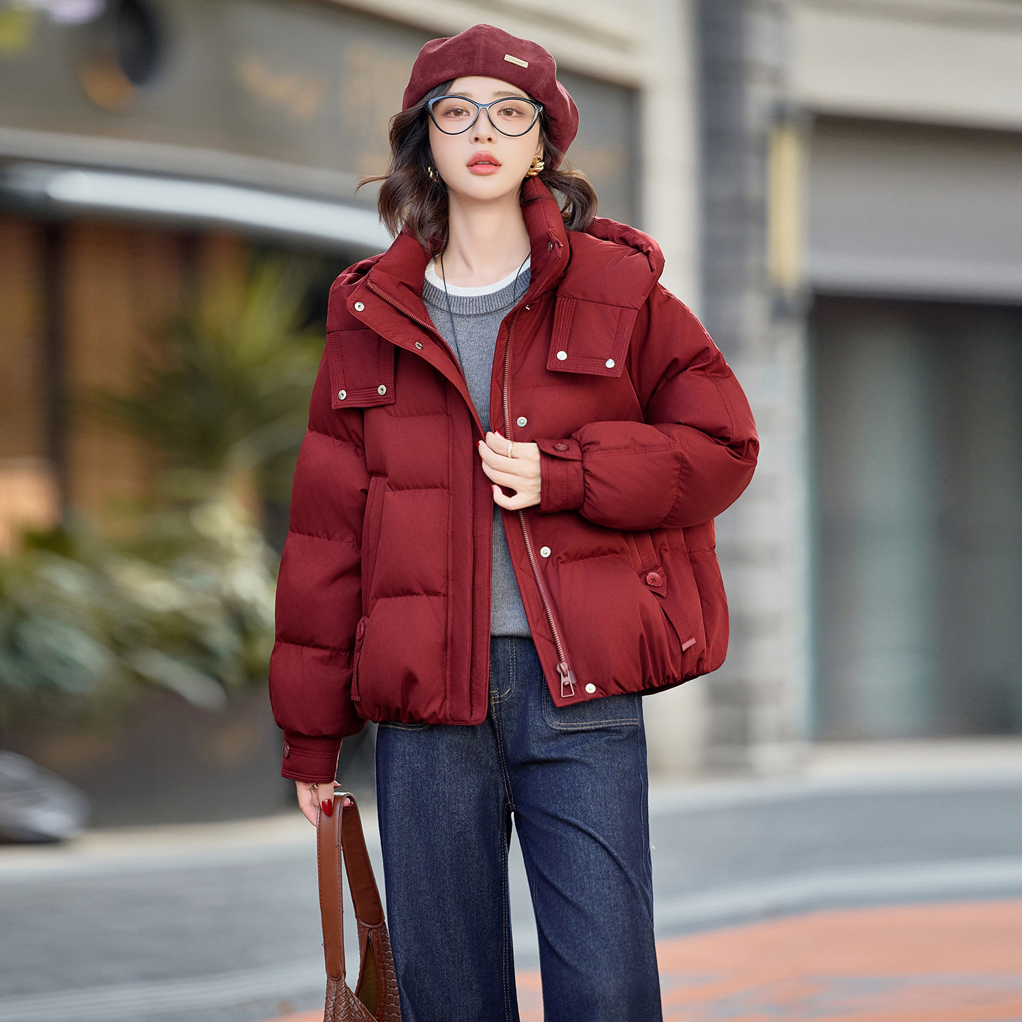 羽绒服女短款2025冬季新款宽松显瘦百搭保暖可拆卸连帽白鸭绒外套,女装/女士精品,羽绒服,淘宝优惠券,粉丝福利购,淘宝优惠卷