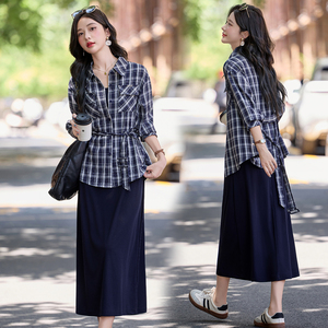 长袖吊带连衣裙套装女2026春季新款收腰格子衬衫外套背心裙两件套