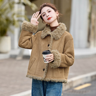 皮毛一体羊羔毛短外套女2025冬季新款宽松显瘦小个子加厚保暖棉衣