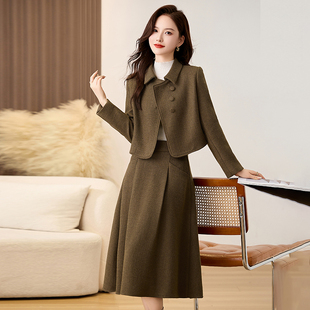冬裙套装女加厚2025新款时尚气质通勤高级感加棉加厚裙子两件套潮