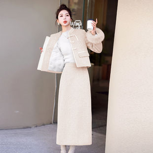 新中式白鸭绒毛呢套装女2025冬季新款水貂毛羽绒外套半身裙两件套