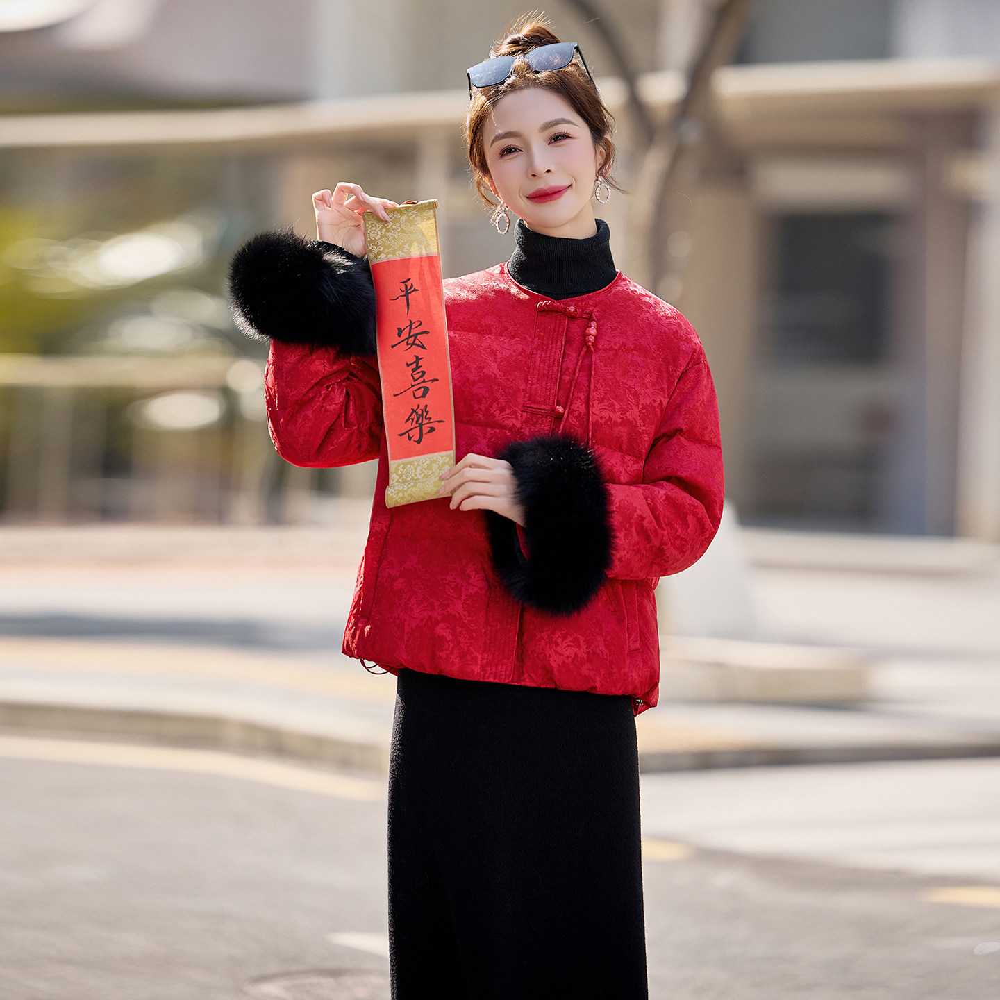 新中式狐狸毛短款羽绒服女2025年冬季新款过年拜年保暖白鸭绒外套,女装/女士精品,羽绒服,淘宝优惠券,粉丝福利购,淘宝优惠卷