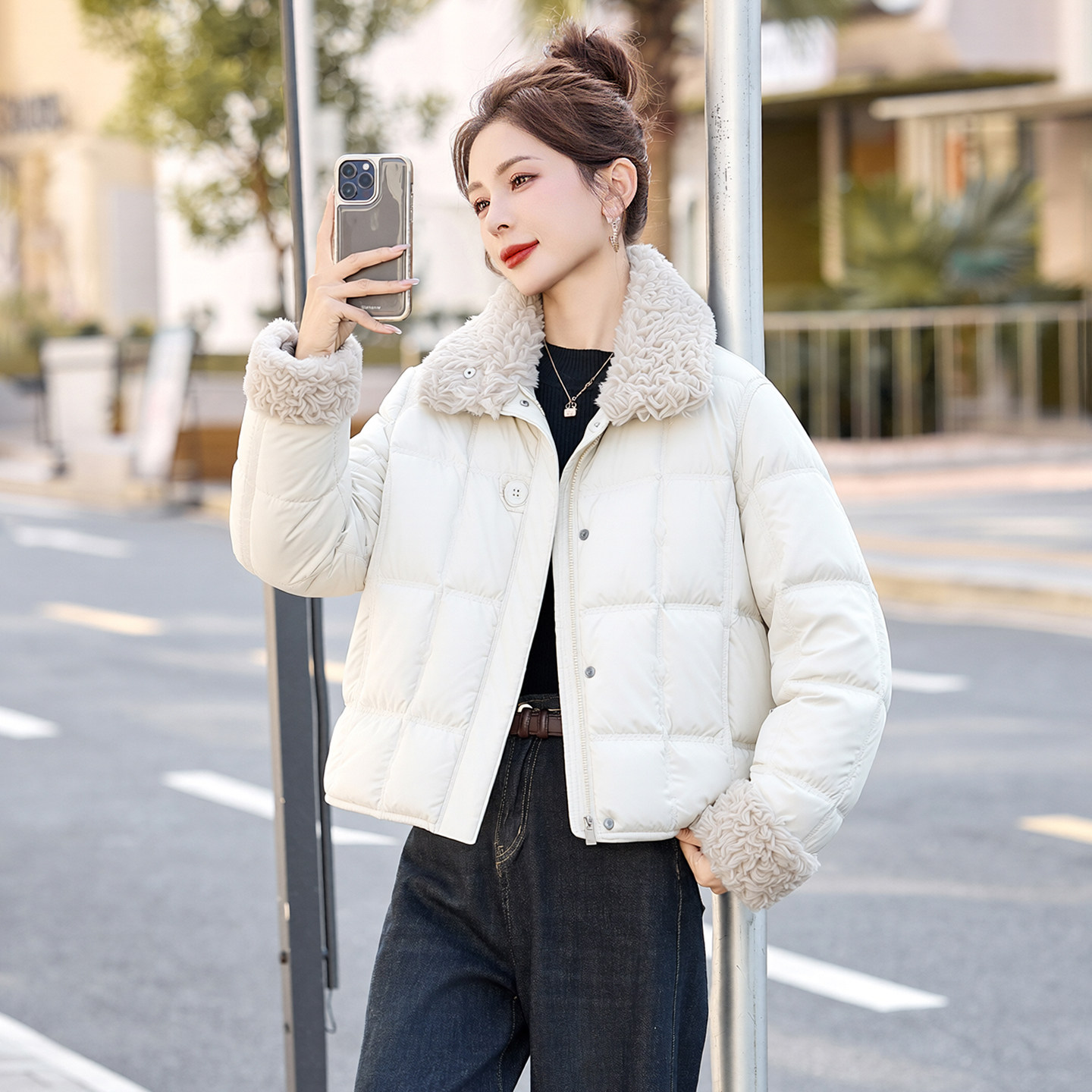 羽绒服女短款小个子2025冬季新款宽松高端百搭加厚保暖白鸭绒外套