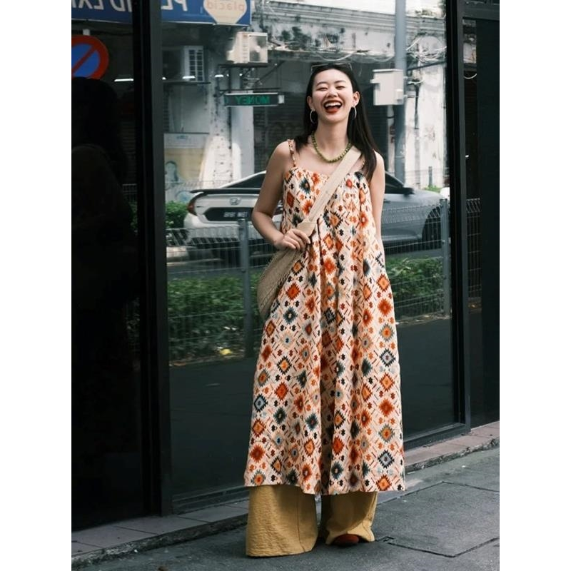 西双版纳泰国旅行穿搭海边度假波西米亚民族风印花宽松吊带连衣裙