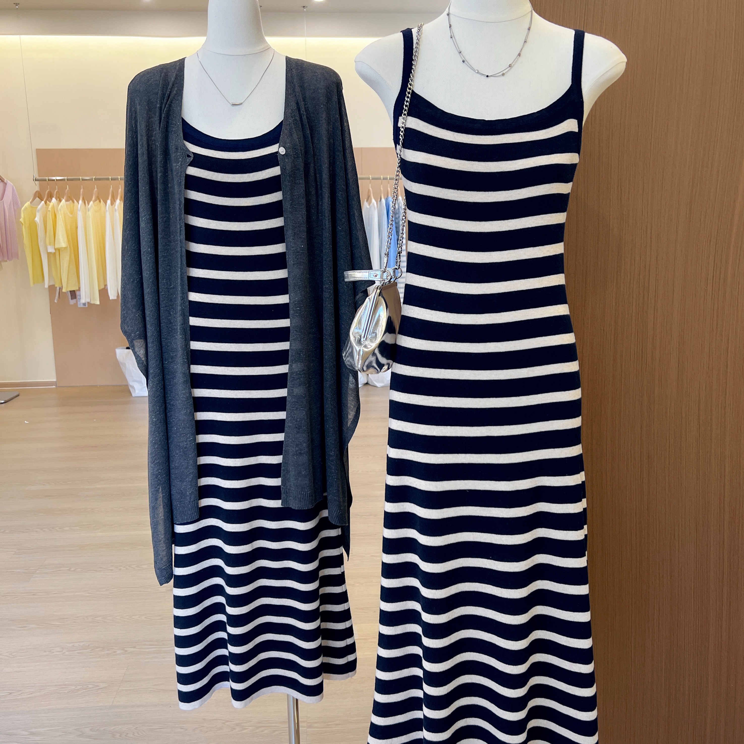 广州十三行高货爆款~韩版时尚百搭条纹针织连衣裙显瘦遮胯长裙女