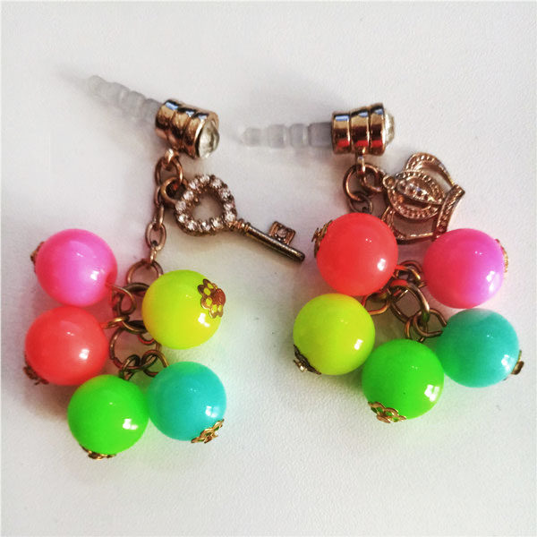 纯手工串珠彩色皇冠钥匙手机防尘塞 金属可能氧化 1份5个