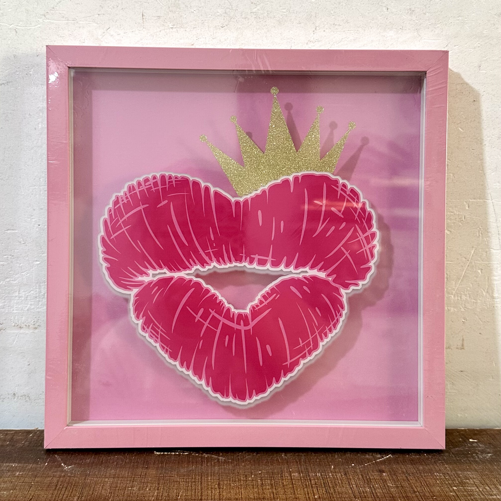 外贸孤品粉色皇冠嘴唇可爱相框挂饰装饰画粉色相框家居装饰摆件