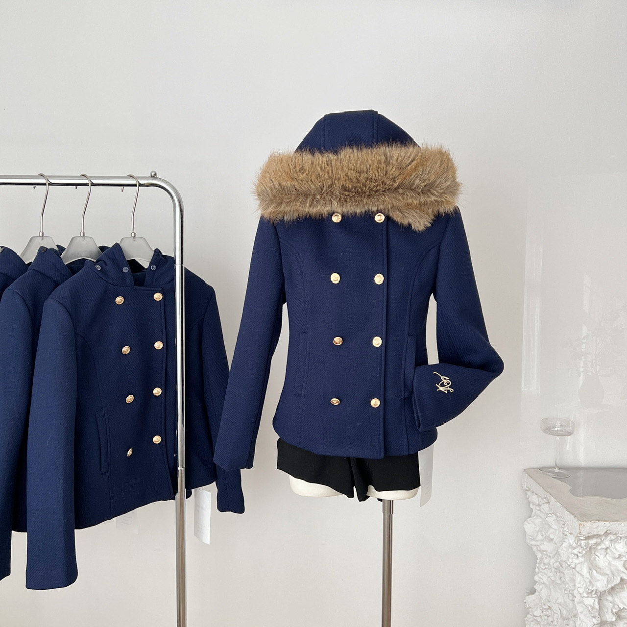 精选 新品WESTAYONE短款保暖加厚毛呢新款外套女士毛领棉服