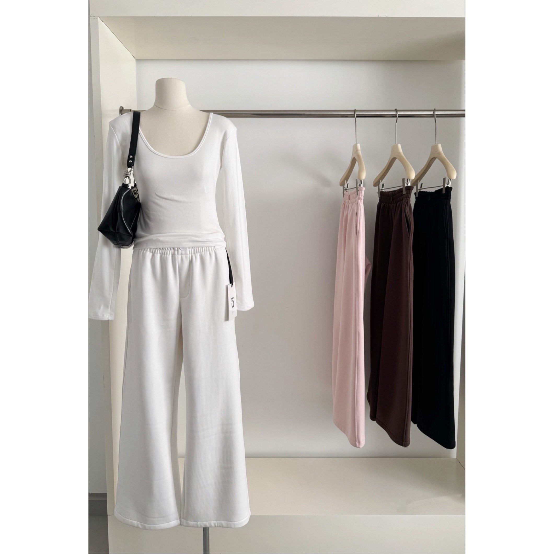 蘑糯糯monoo草莓粉+奶油白+丝雾棕毛卫裤松紧腰秋冬加厚休闲裤