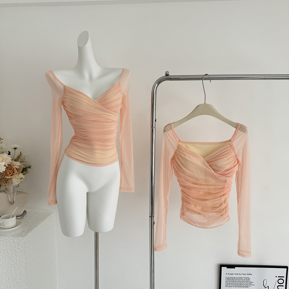 WW原创 褶皱法式设计感修身气质长袖收腰显瘦V领辣妹风性感上衣女