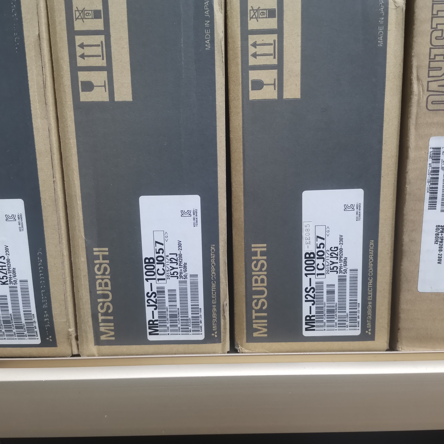 原厂全新MR-J2S-100BCM402Y轴驱动KXFP6GB0A00/MR-J2S-100B-EE085