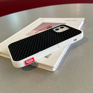 适用苹果13手机壳个性创意15软16pm原创设计14promax万斯鞋底iPhone12mini高级感小众不撞款11硅胶全包防摔xr