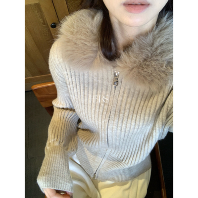 Hers十三行冬上新大毛领简约日常复古毛毛领拉链保暖毛衣女92792