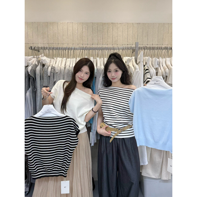 VI+唯一家十三行夏季气质简约韩风斜肩气质短袖针织衫上衣女98121