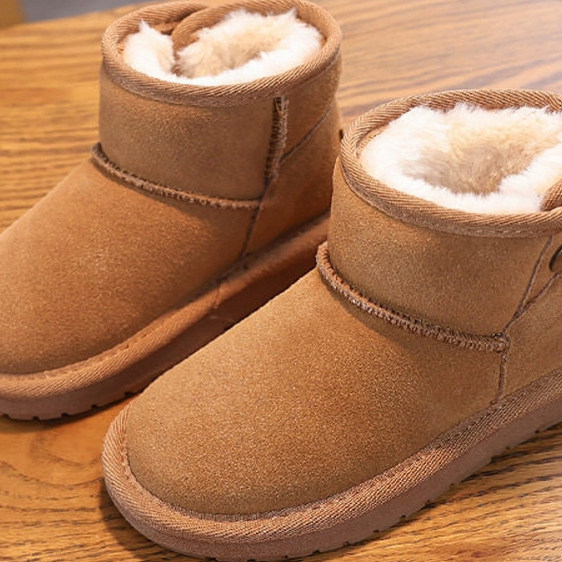 河南桑坡村真皮毛一体雪地靴真皮