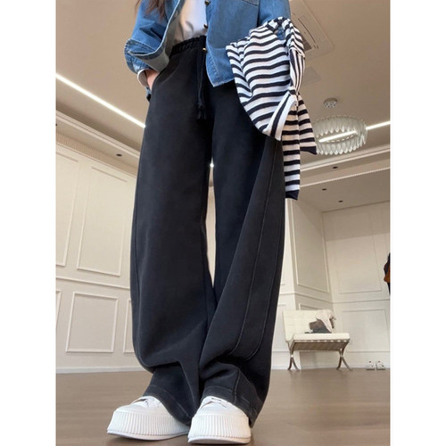 这条黑色香蕉裤封神了！超级显瘦