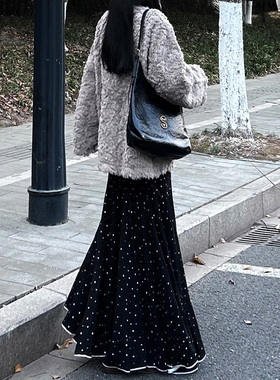 黑色波点大裙摆2026超火鱼尾裙女大码梨形伯克利裙子长款半身裙春