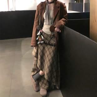 韓系慵懶風不規則格紋半身裙子女秋季 顯瘦美拉德a字傘裙 胖mm大碼