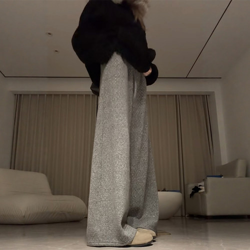 美到我了的Bulingling闪钻裤~