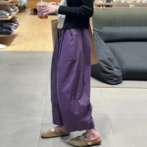 这条紫色阔腿裤也太显瘦了吧！