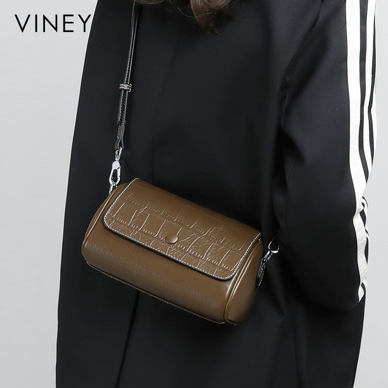 Viney包包2025新款斜挎包腋下包枕头包单肩迷你小包2024真皮女包