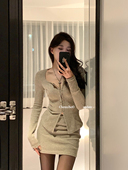 温柔气质冬装 何晨曦 裙女秋冬韩剧法式 甜心百搭双色针织套装 美式