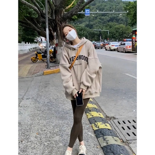 灰杏色连帽加绒卫衣女款2026新款爆款宽松慵懒风中长款遮屁股上衣
