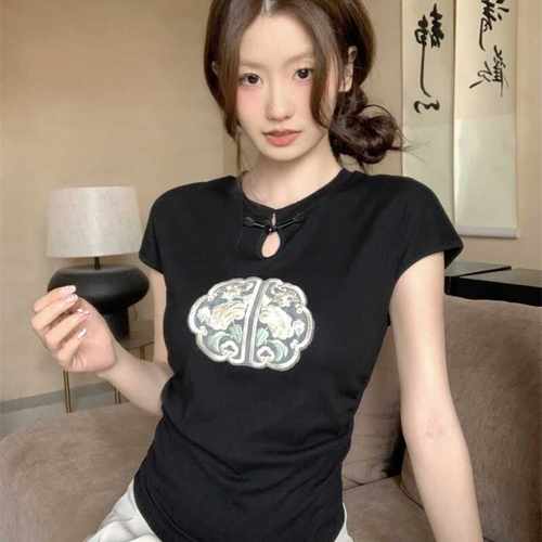 新中式国风系扣刺绣短袖T恤女夏季2024新款修身显瘦百搭短款上衣
