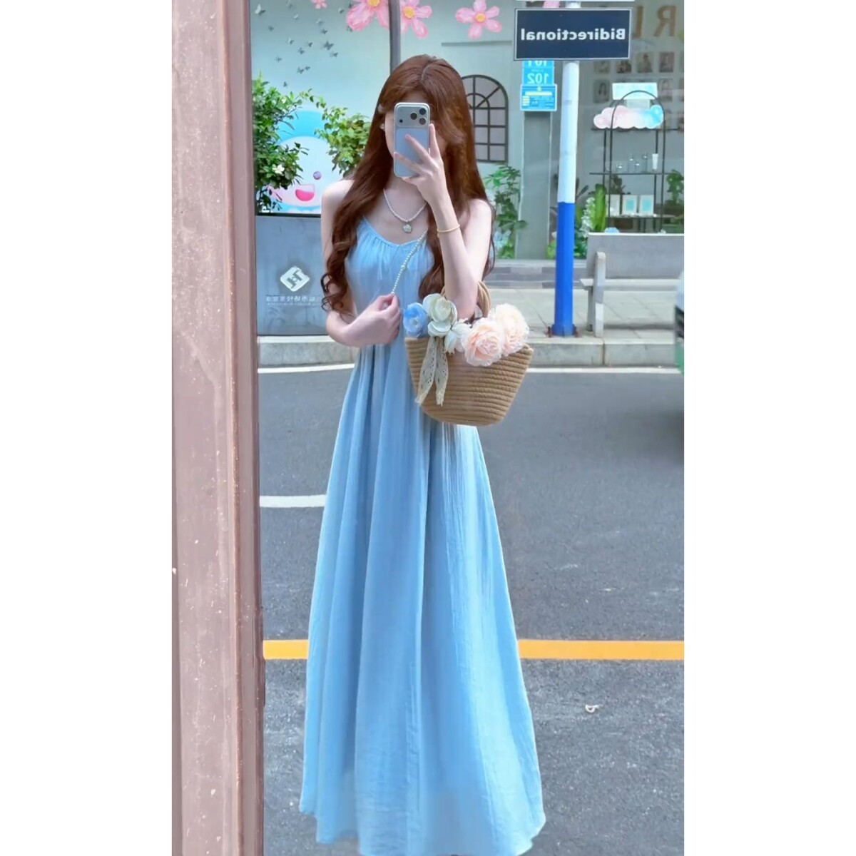 蓝色吊带连衣裙子女夏季2
