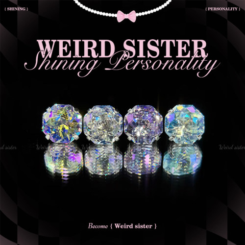 WEIRD SISTERF136钛合金镀膜手捧花内螺纹养耳钉耳骨钉防过敏