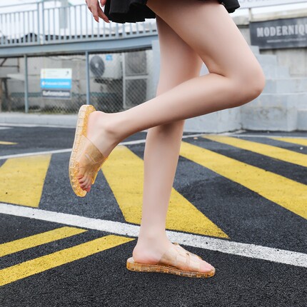 2025年一字拖鞋女套脚凉拖水晶鞋女女装鞋沙滩鞋平底外穿纯色夏季