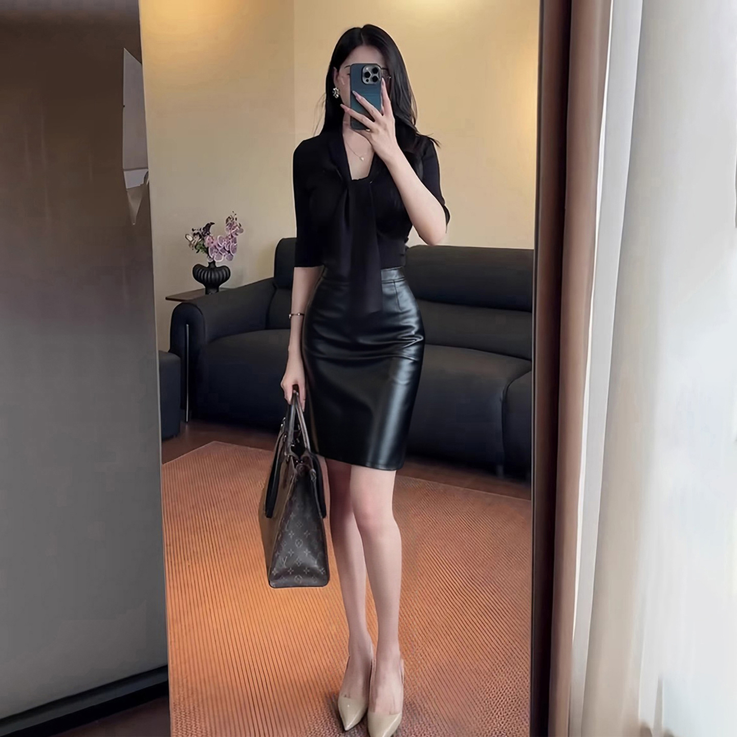 秋冬新款韩版小众气质高腰PU皮裙半身裙女百搭修身显瘦质感包臀裙
