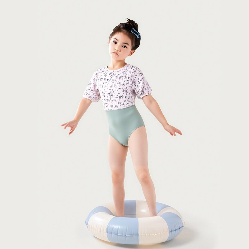 2026日韩洋气可爱时尚度假三角女大小童碎花连体泳衣短袖温泉帽子