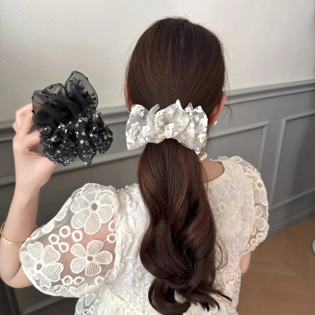 云朵泡泡褶皱女碎花丸子头抓夹高端2025新款高级感后脑勺发夹发饰