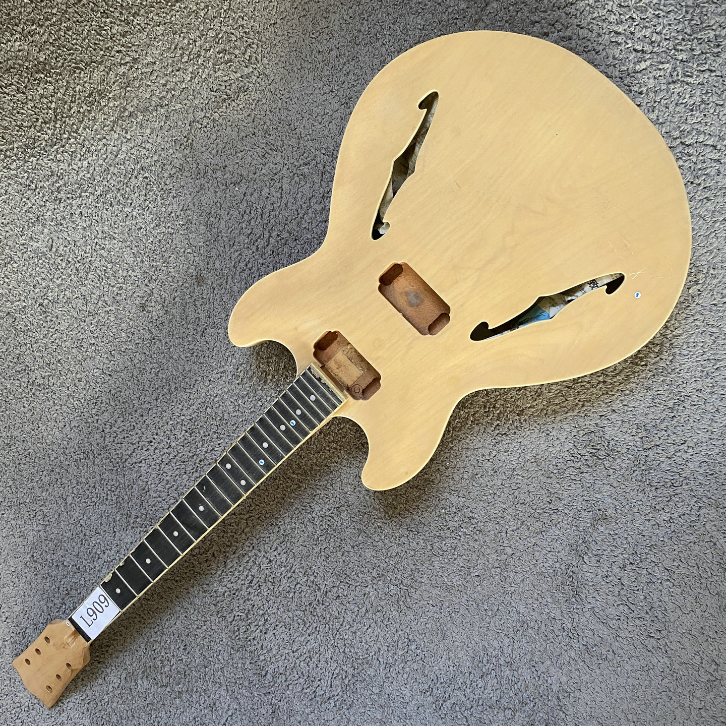 爵士电吉他ES335款式半空心Jazz Guitar半成品无配件外贸定制吉他