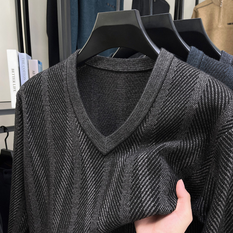 男士V领毛衣中年爸爸装鸡心领羊毛衫加厚保暖中老年人针织打底衫