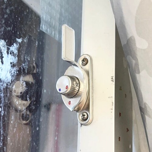 塑钢不锈钢窗户锁扣玻璃门窗配件平移老式窗锁铝合金推拉月牙锁