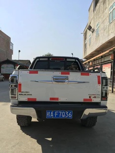 江西五十铃皮卡dmax后保险杠电镀原厂全新不带摄像头四驱车