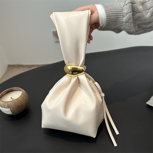 小众设计高级感洋气女包独特束口水桶包福袋手提包辣妹手挽粽子包