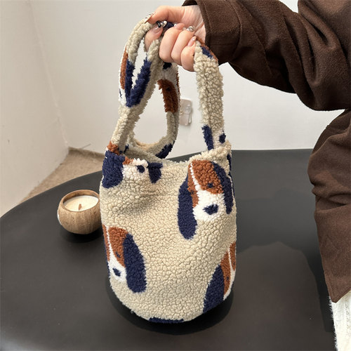 单肩包小众休闲斜挎单肩包女