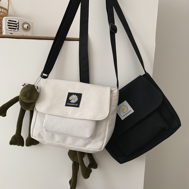 ins小包包女2024新款潮斜跨百搭原宿风单肩包女学生ulzzang帆布包