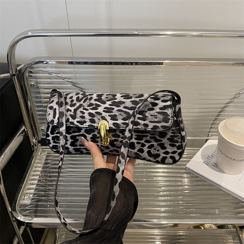 复古小众通勤时髦腋下包包女2025新款时尚百搭洋气豹纹质感手提包,箱包皮具/热销女包/男包,腋下包,淘宝优惠券,粉丝福利购,淘宝优惠卷
