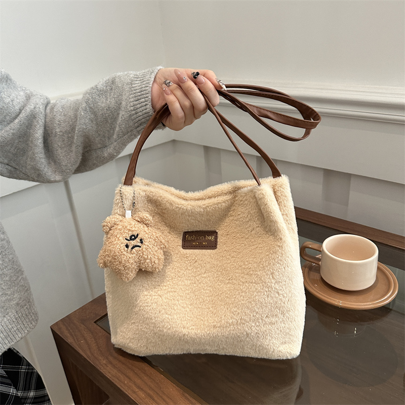 高颜值大容量手提单肩包