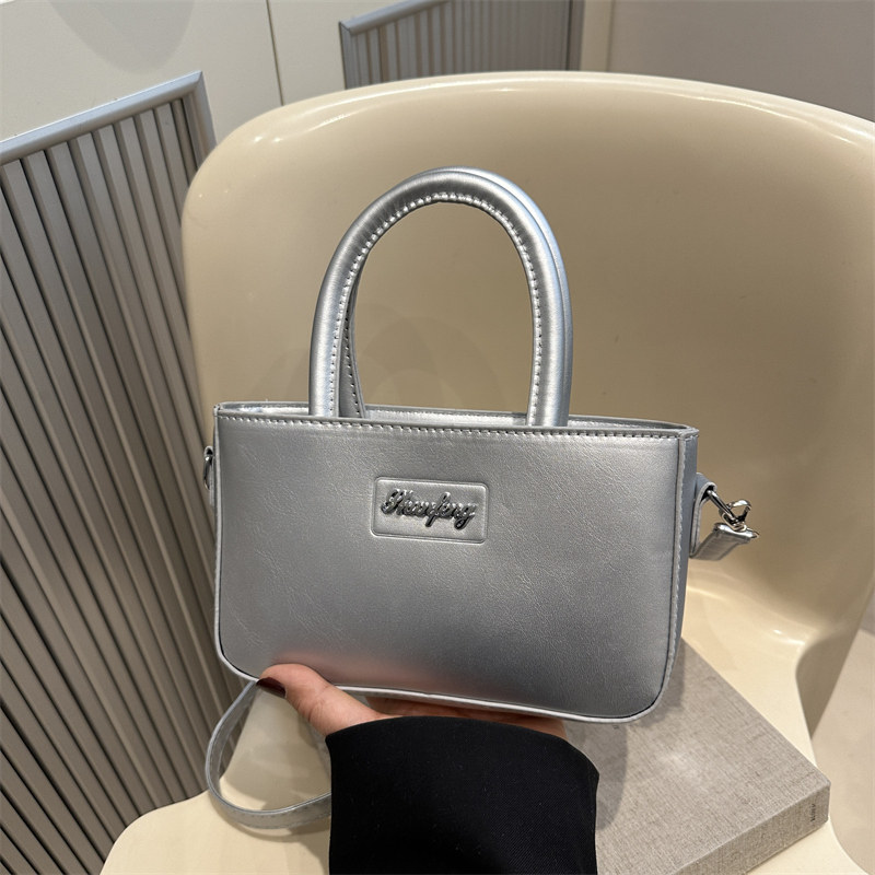 法国小众时尚百搭手提小包包女2025春季新款潮气质轻便斜挎小方包,箱包皮具/热销女包/男包,通用款女包,淘宝优惠券,粉丝福利购,淘宝优惠卷