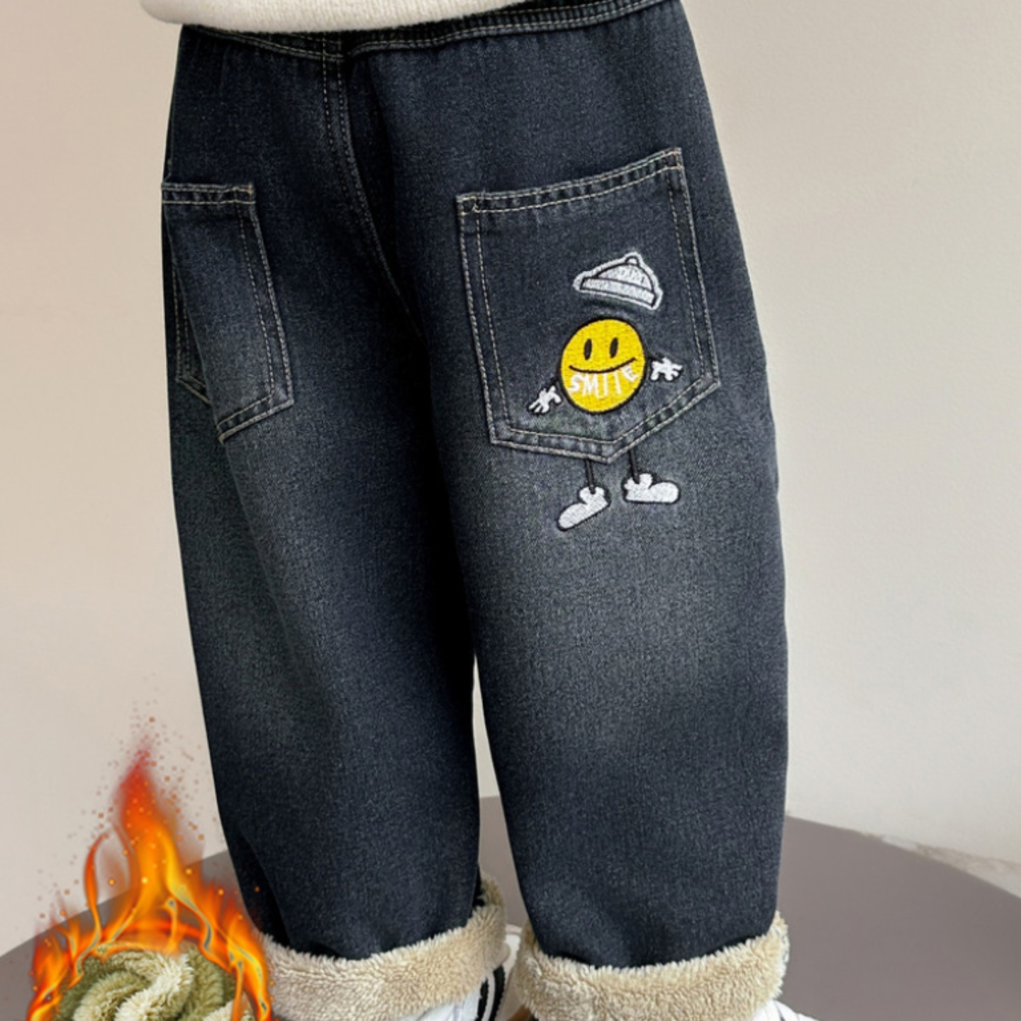 女童牛仔裤2025新款洋气时髦加绒加厚冬款韩系破洞刺绣牛仔裤贴标